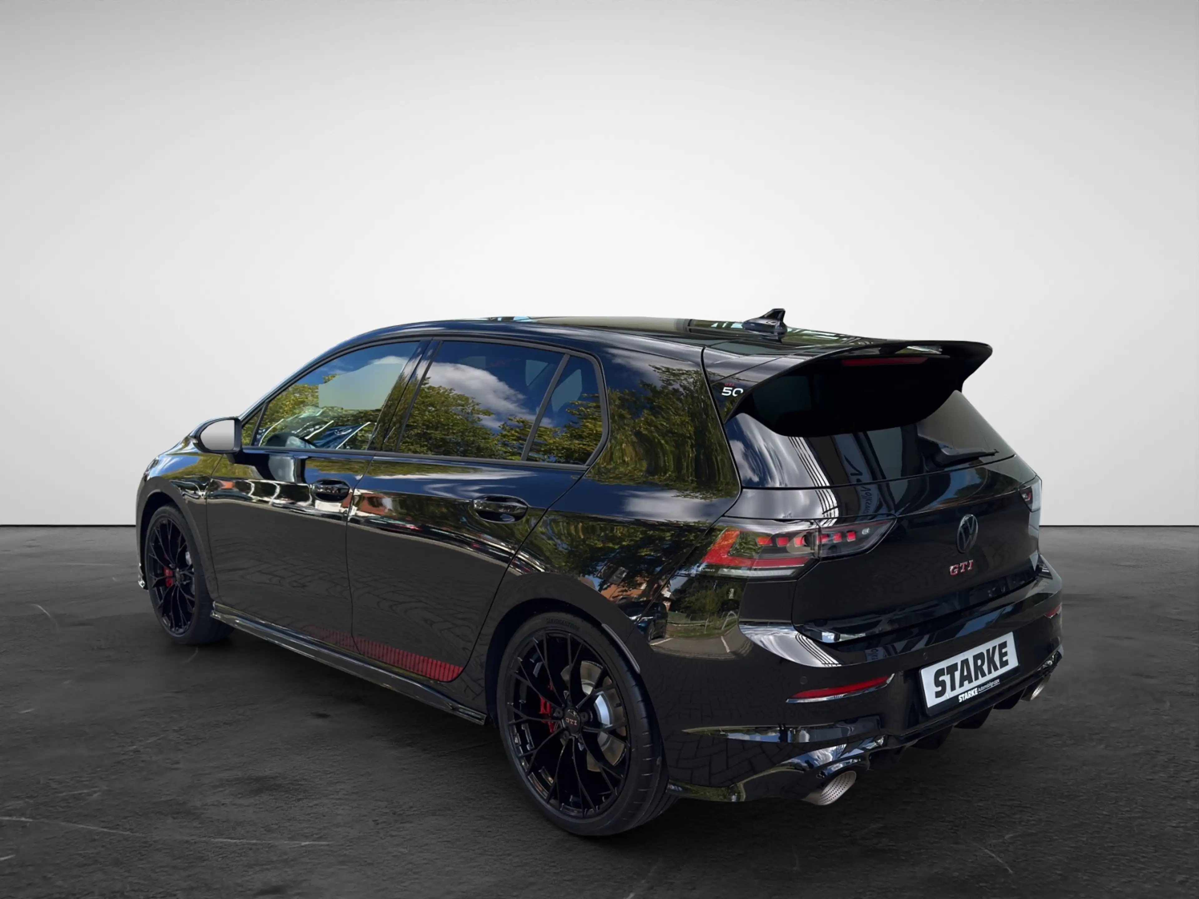 Volkswagen Golf GTI 2.0 TSI DSG 50 EDITION — photo 4