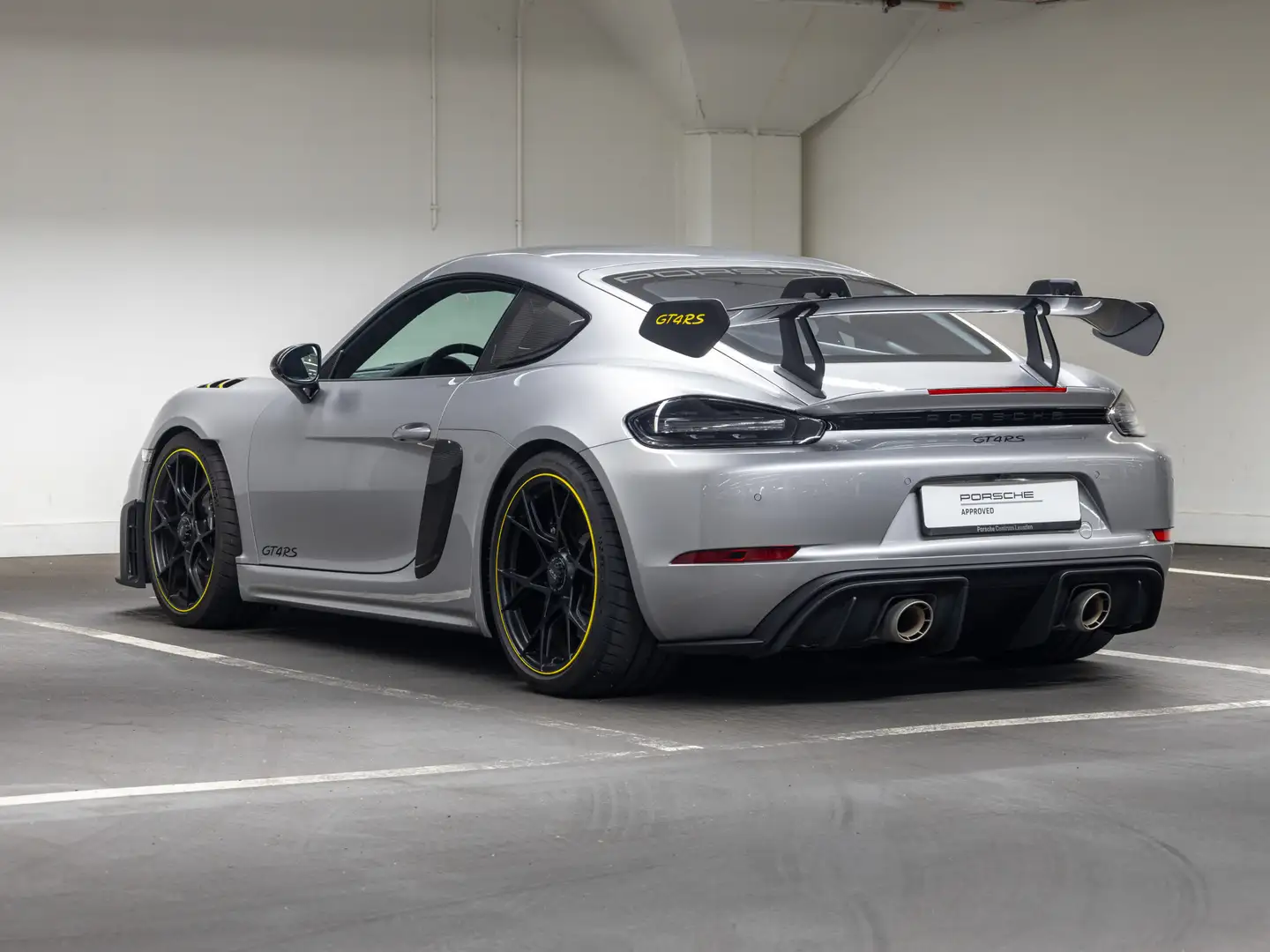 Porsche 718 Cayman GT4 RS Argento - 2
