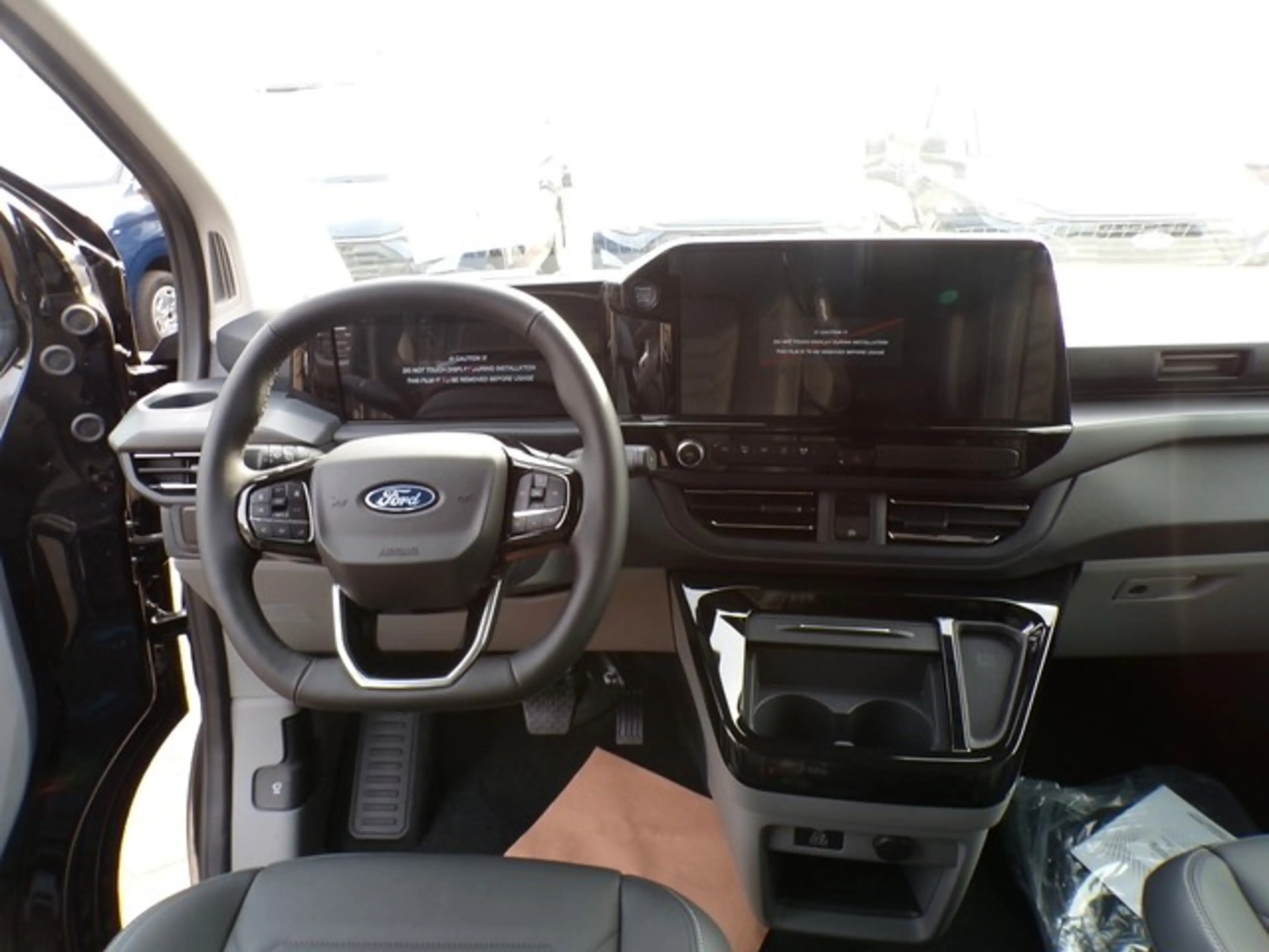 Ford Tourneo Custom Titanium X 320 L1 Automatik / FGS 5 Jahre — photo 9