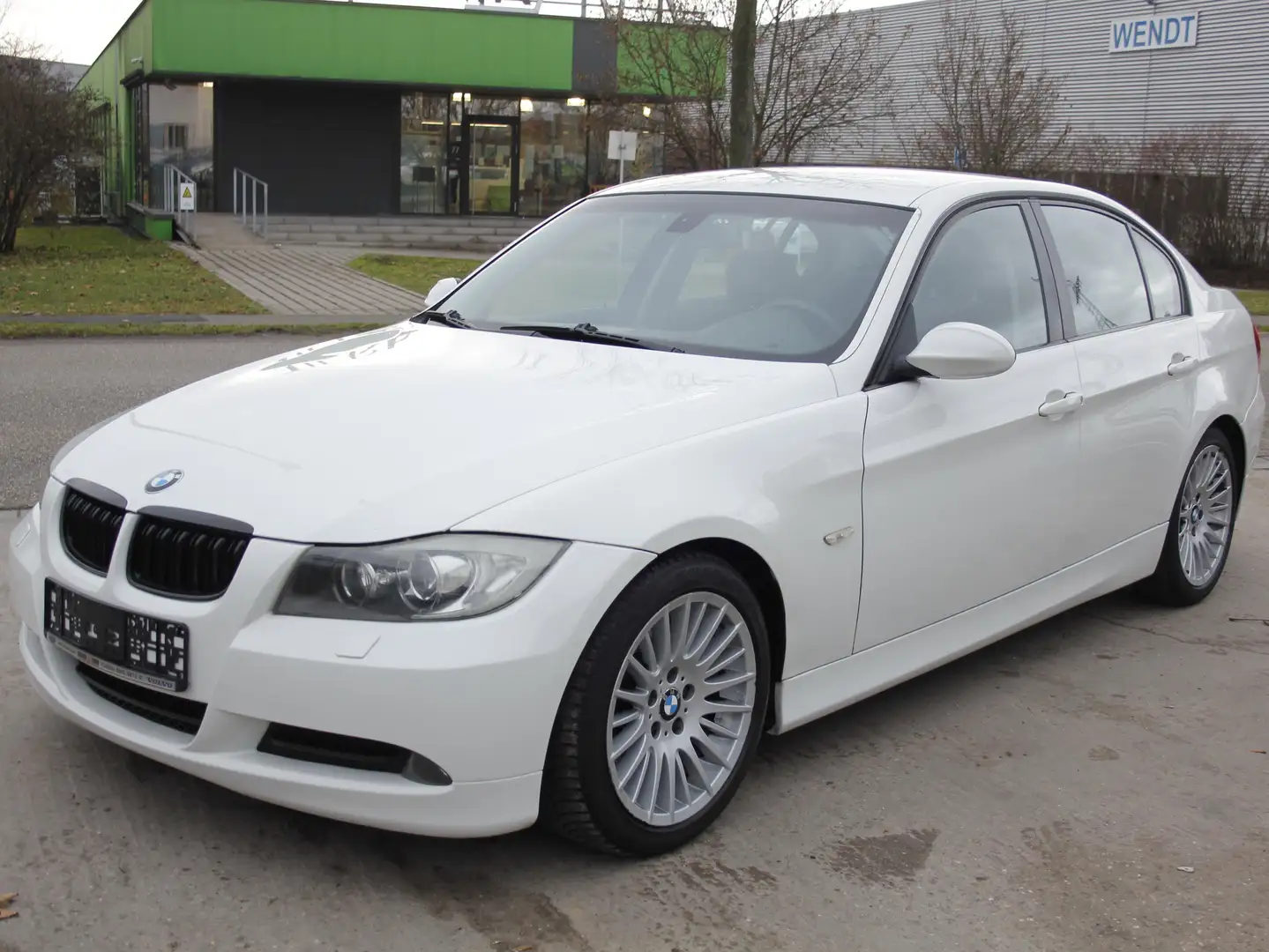 BMW 318 318i Limo Automatik Navi Blanco - 1
