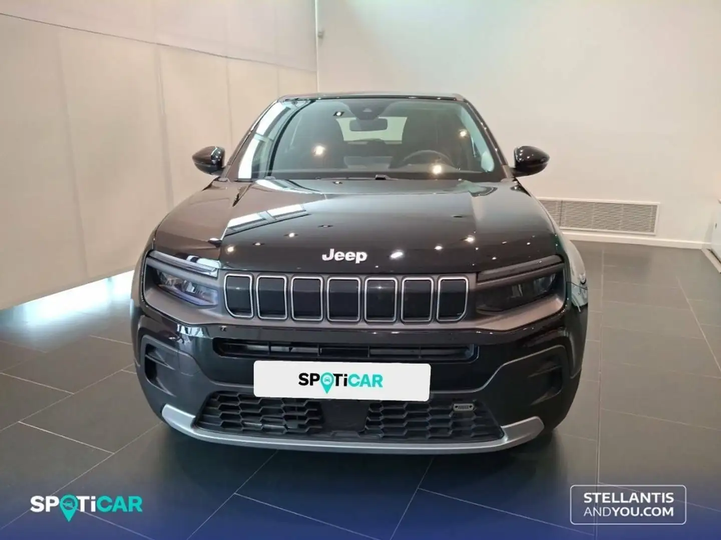 Jeep Avenger 1.2 Altitude 74KW Negro - 2