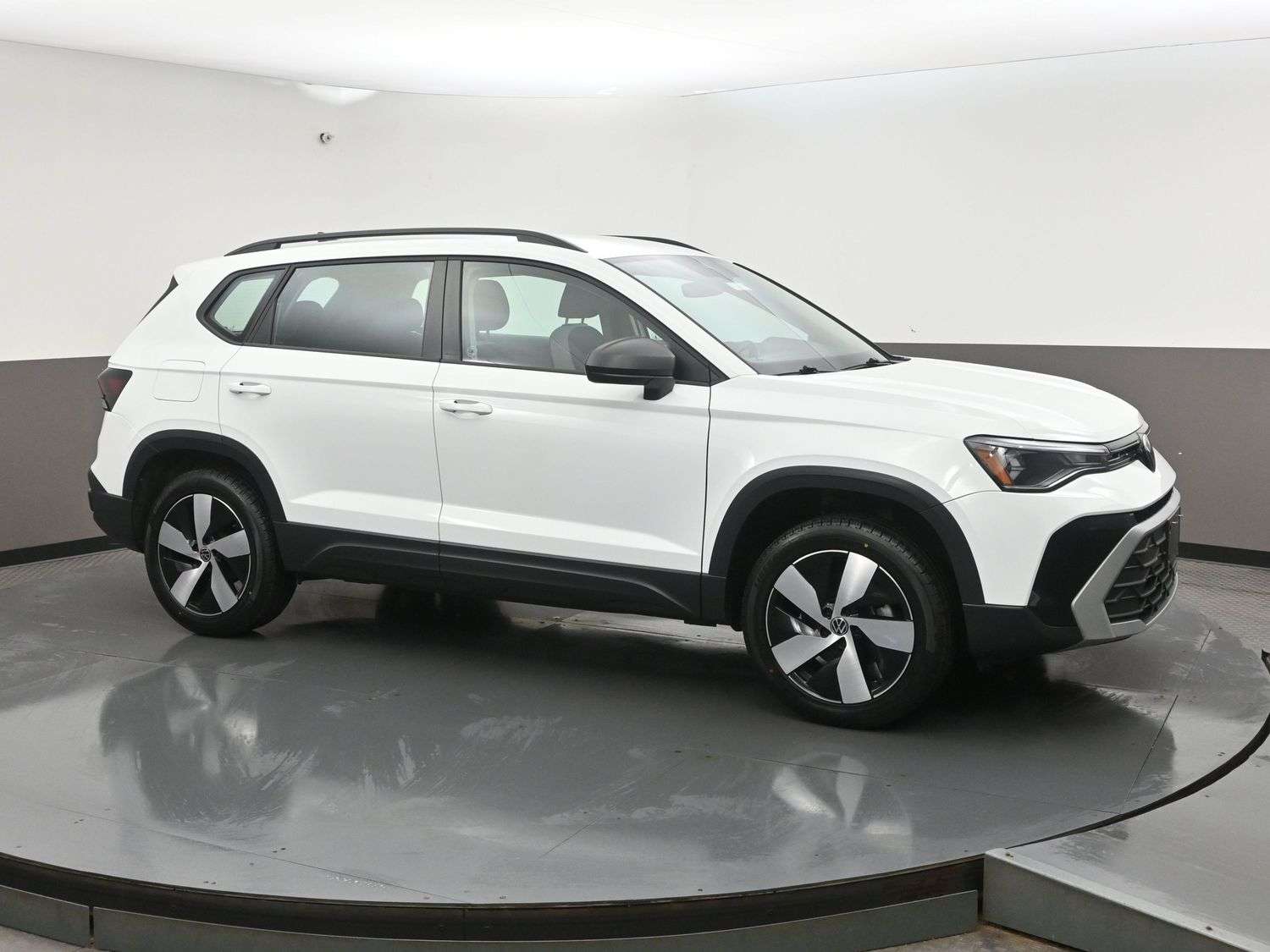 2025 Volkswagen Taos Trendline 4MOTION