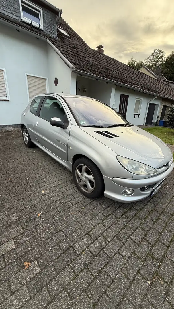 Peugeot 206 90 Quiksilver - 1
