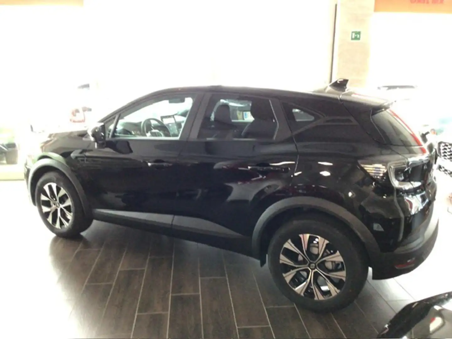 Renault Captur ECO-G 100cv Evo Pack Style+Comfort Noir - 2