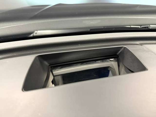 Volkswagen Tiguan — photo 19