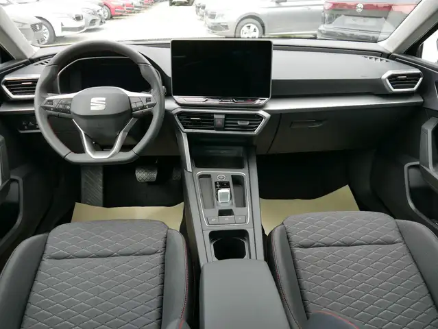Seat Leon Leon view 10