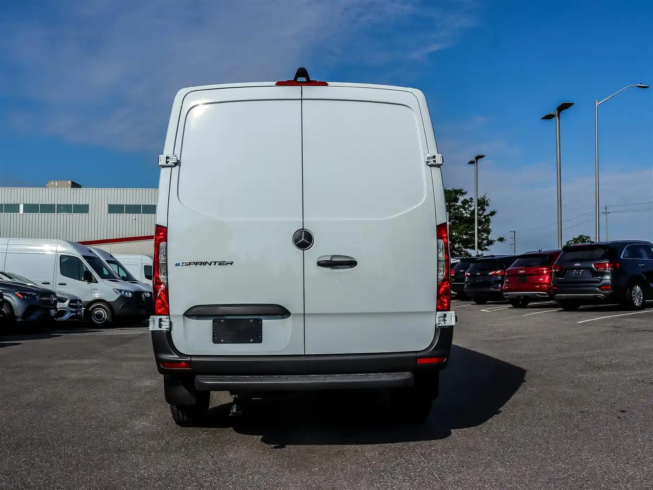 Mercedes-Benz eSprinter снимка Mercedes-Benz eSprinter