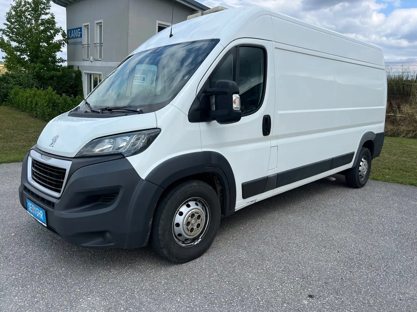 Peugeot Boxer Bus 3300 L2H2 2,0 S&S BlueHDi Blanc - 1