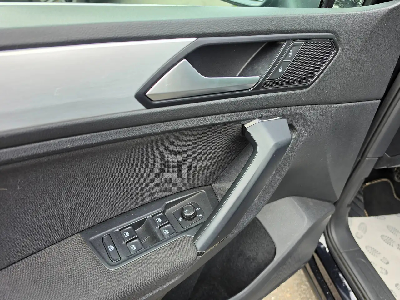 Volkswagen Tiguan 1.5TSi 8/2020, 83.680km, Full Option, 12m Garantie, миниатюра 8
