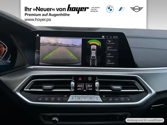 BMW X6 view 9