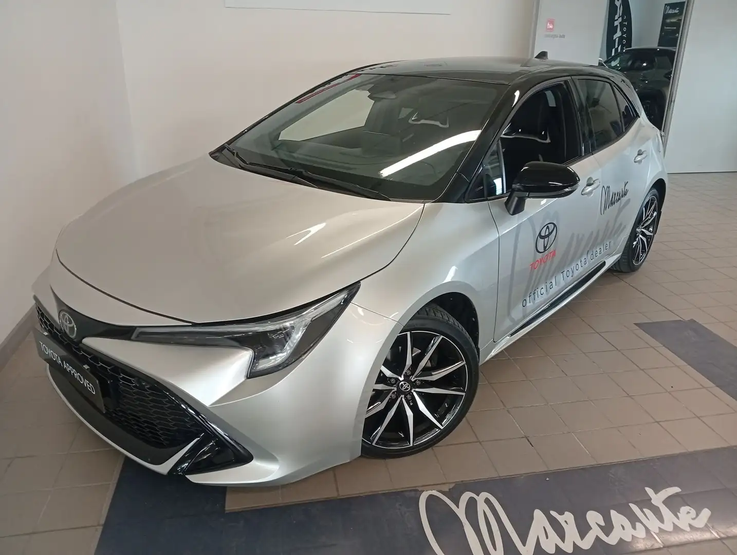 Toyota Corolla Corolla 1.8 Hybrid GR SPORT Grau - 1