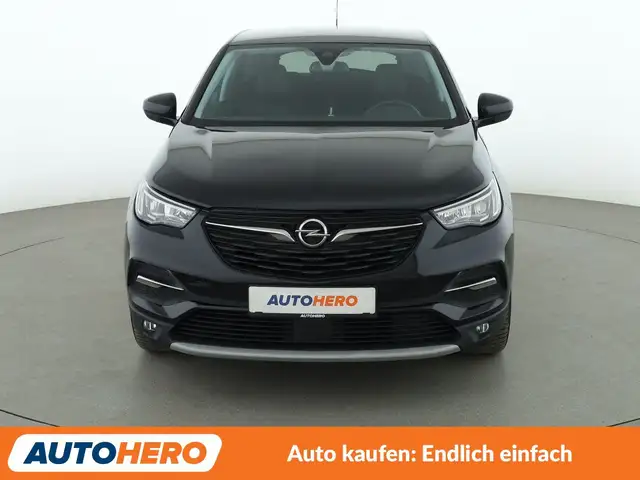Opel Grandland view 9