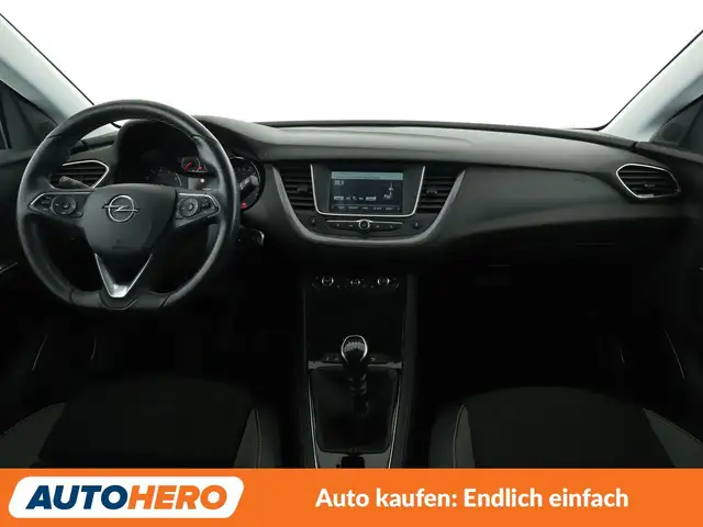 Opel Grandland view 12