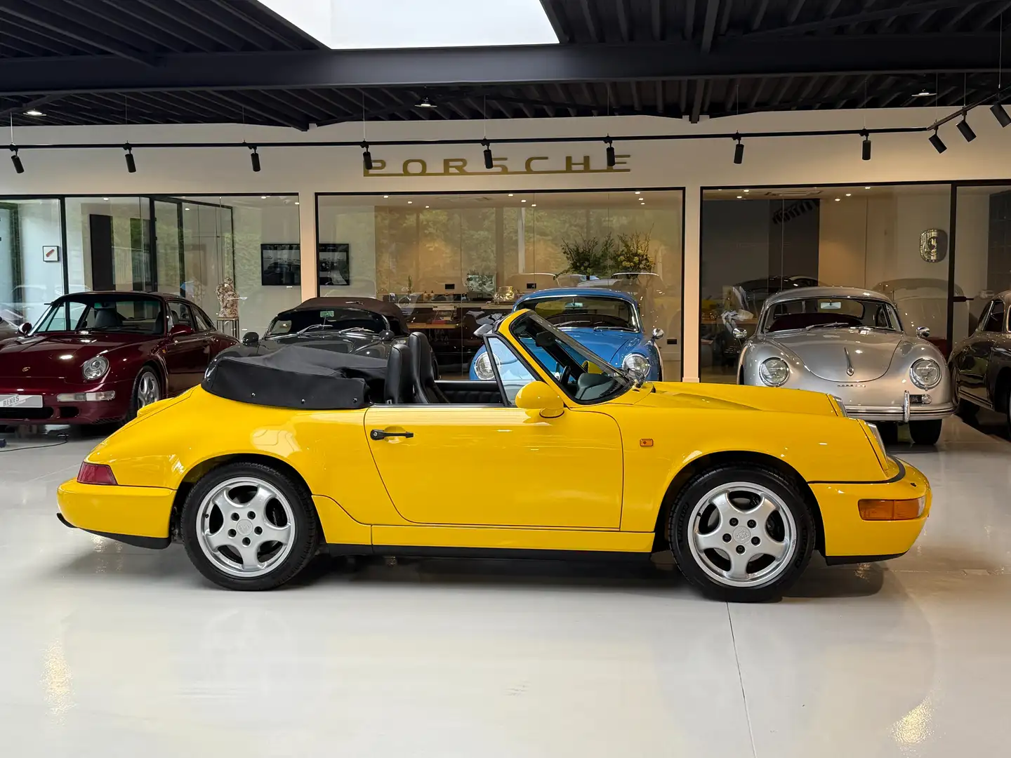 Porsche 964 911 964 C4 Cabriolet Paint To Sample Ferrari Gelb Gelb - 2