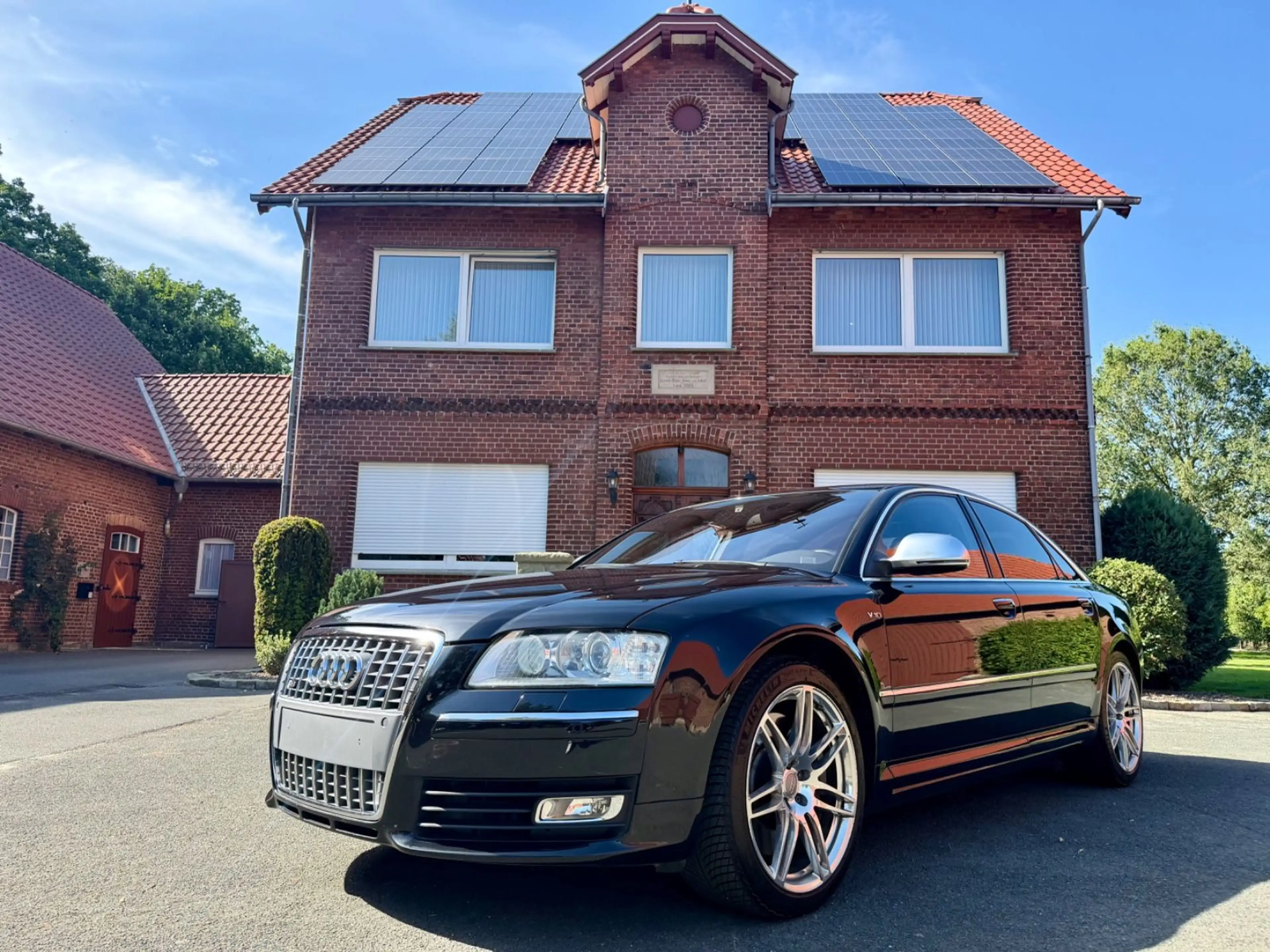 Audi S8 5.2 quattro *Facelift ab Werk, B&O* — photo 4