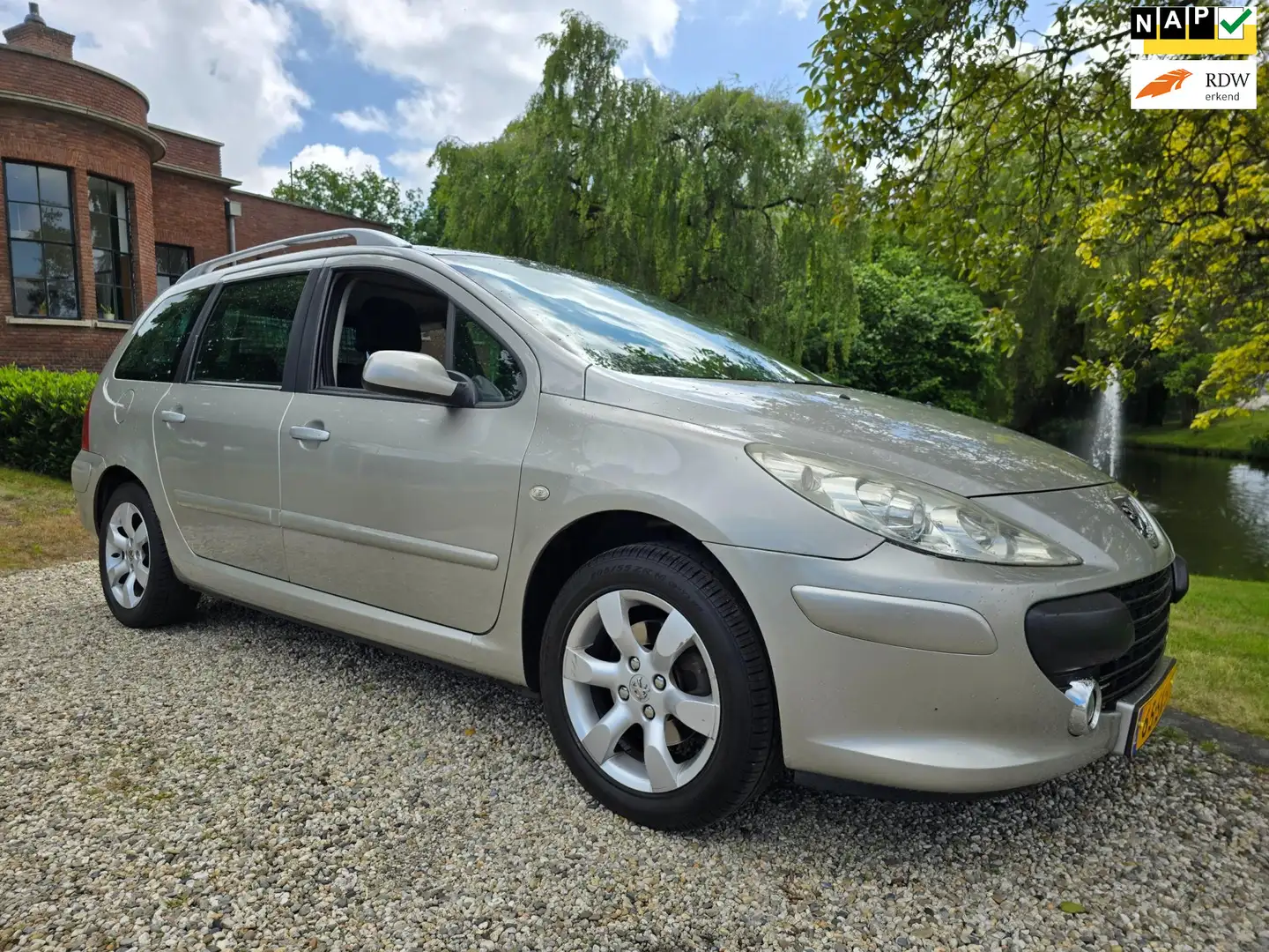 Peugeot 307 SW 2.0-16V Pack AIRCO Gris - 1