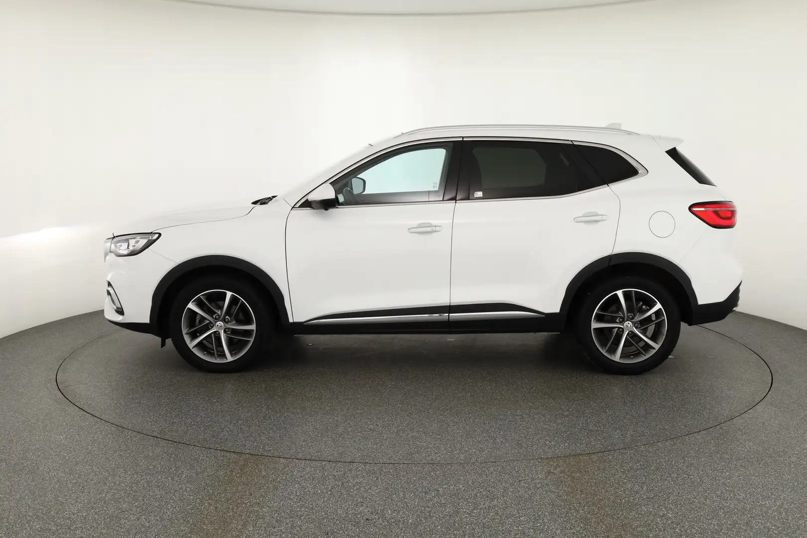 MG HS 1.5 T-GDI Luxury Aut. LED Navi Pano 360° Weiß - 2