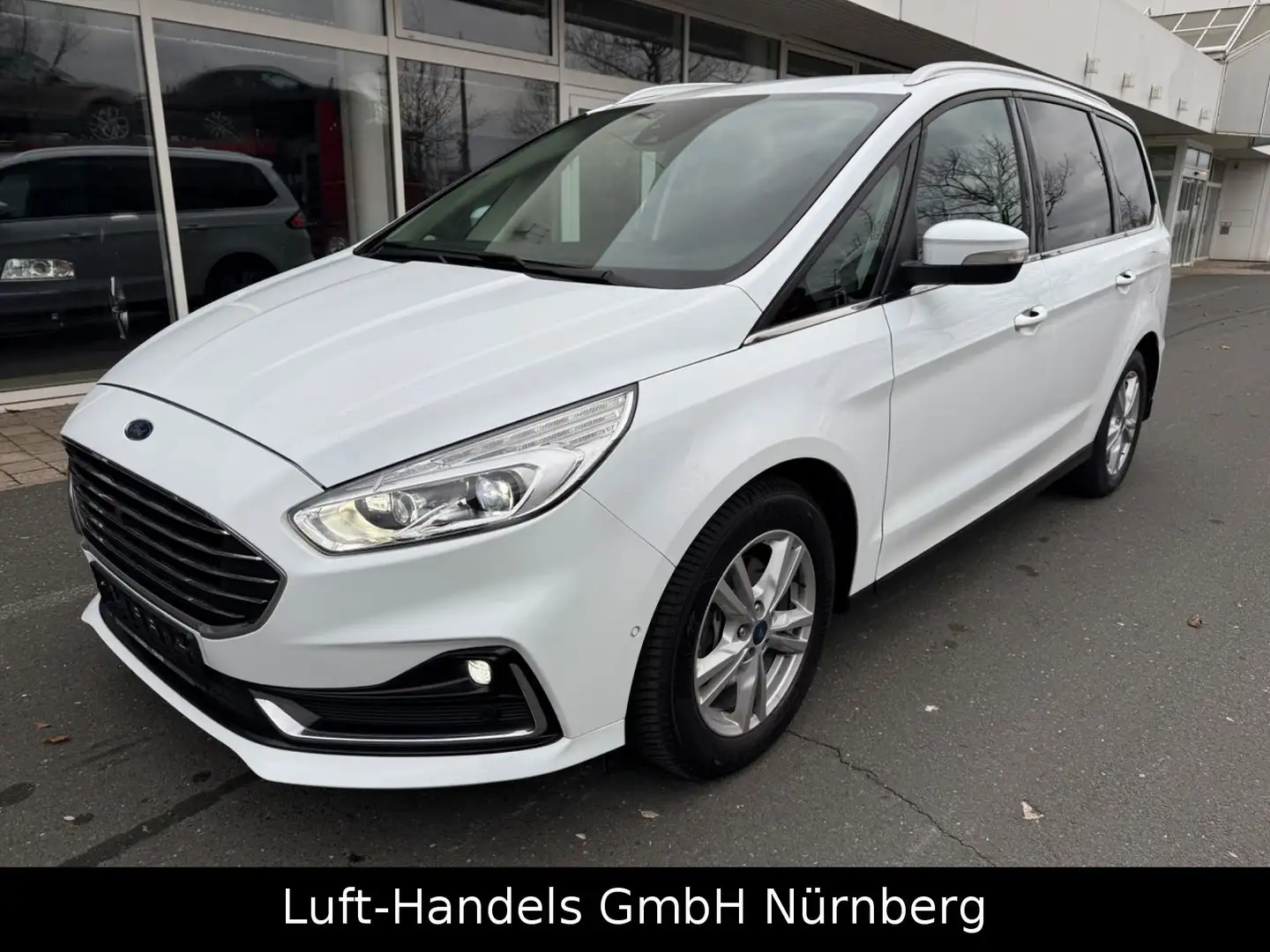 Ford Galaxy Titanium 7Sitze Autom AHK Navi Webasto LE Weiß - 1