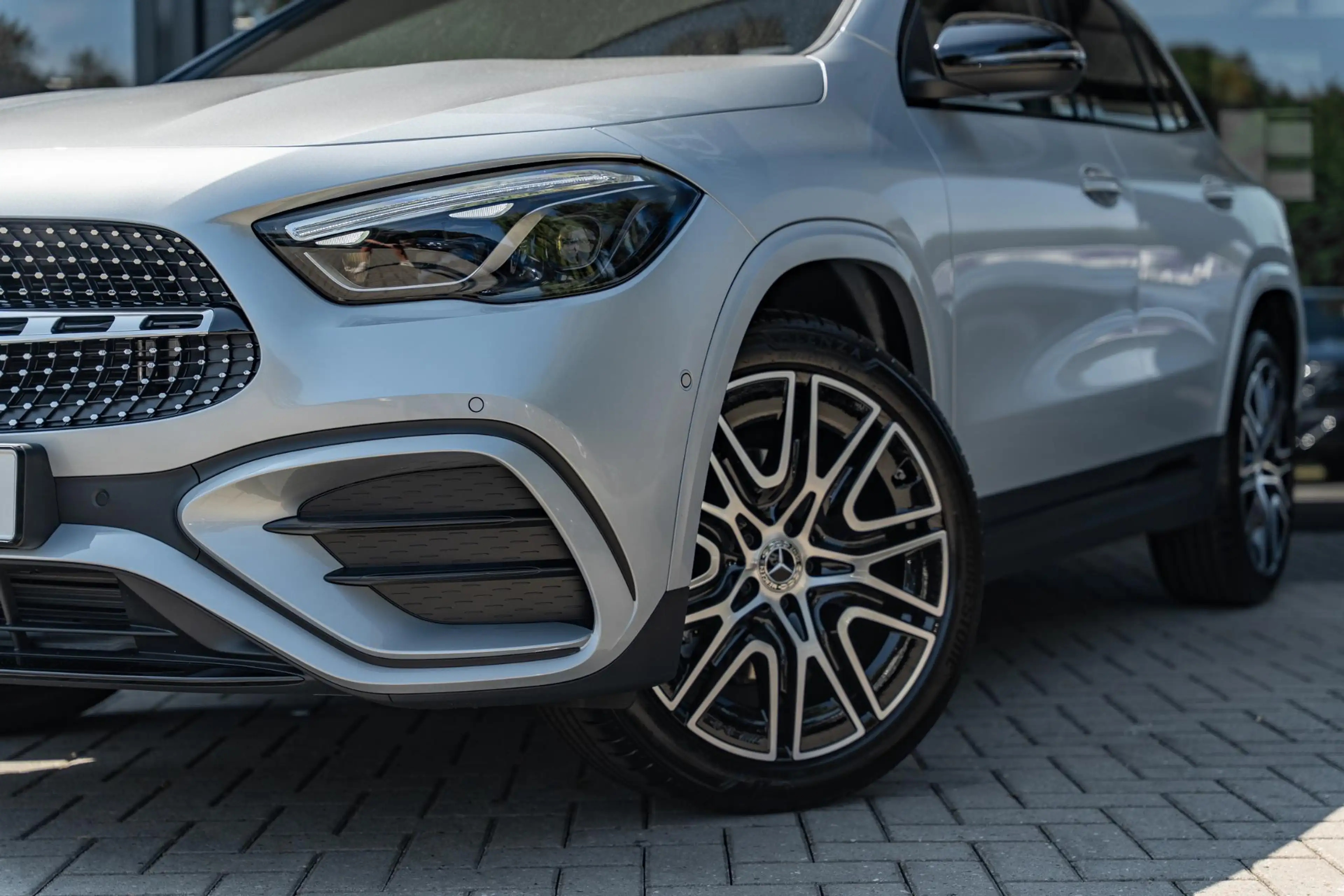 Mercedes-Benz GLA 250 250e 140 Years Edition | Panorama-schuifdak | Stoe — photo 13