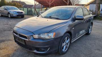 Lancer 2,0 DI-D Invite Invite