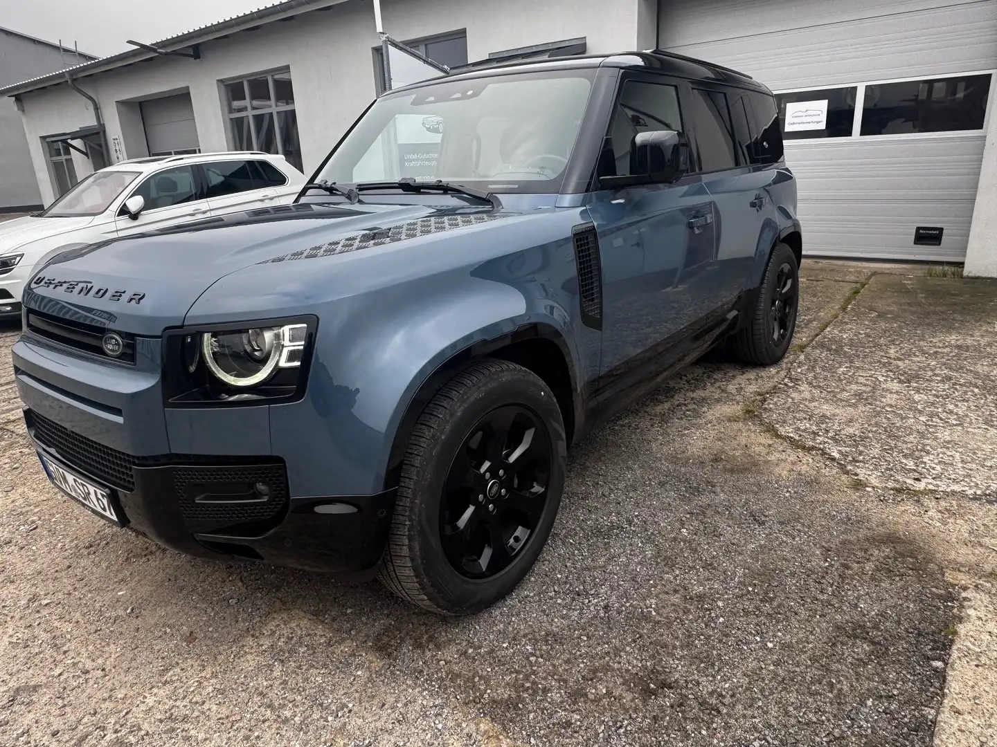 Land Rover Defender 110 X-Dynamic SE Modrá - 2