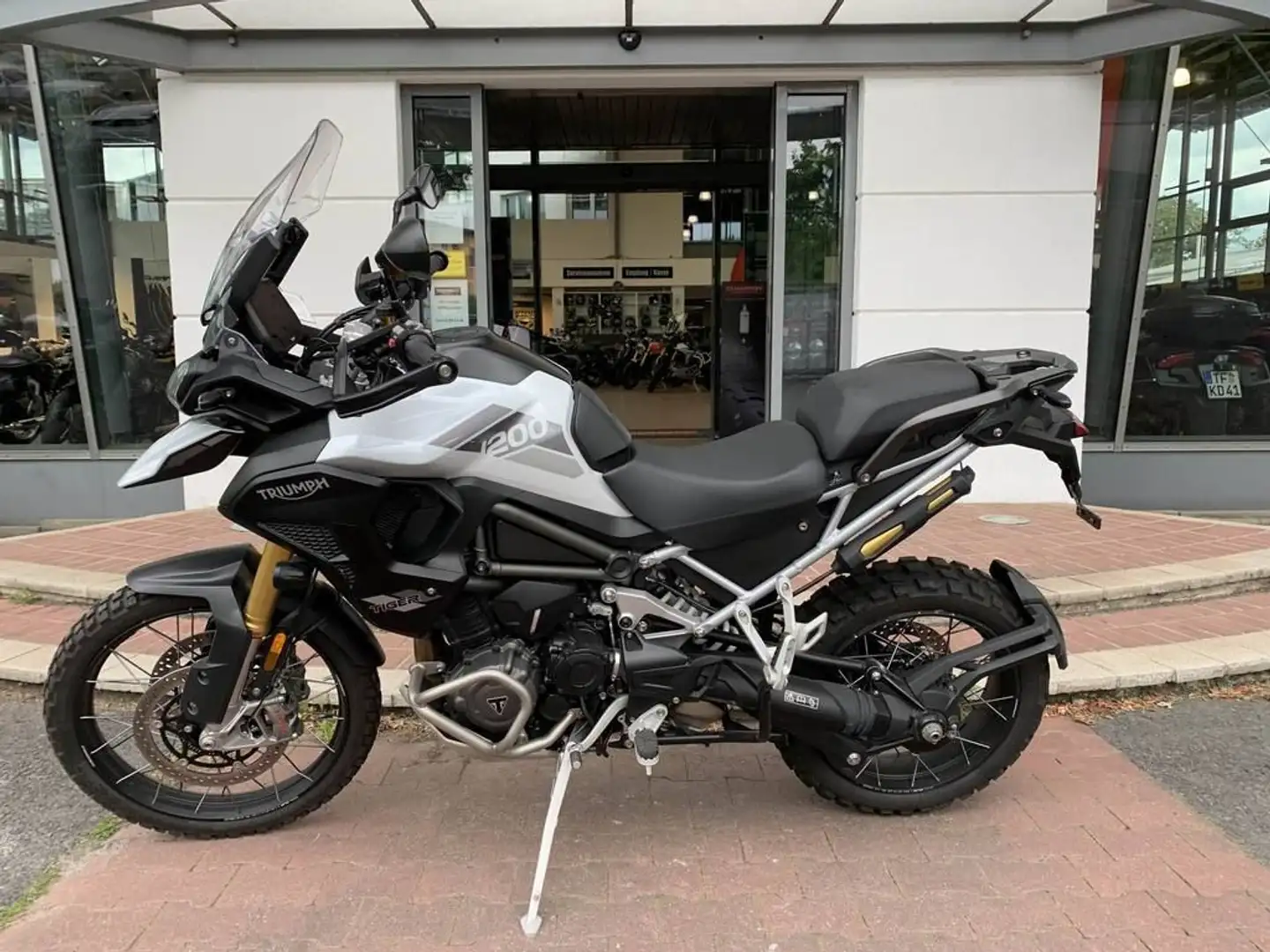 Triumph Tiger 1200 RALLY PRO - 2