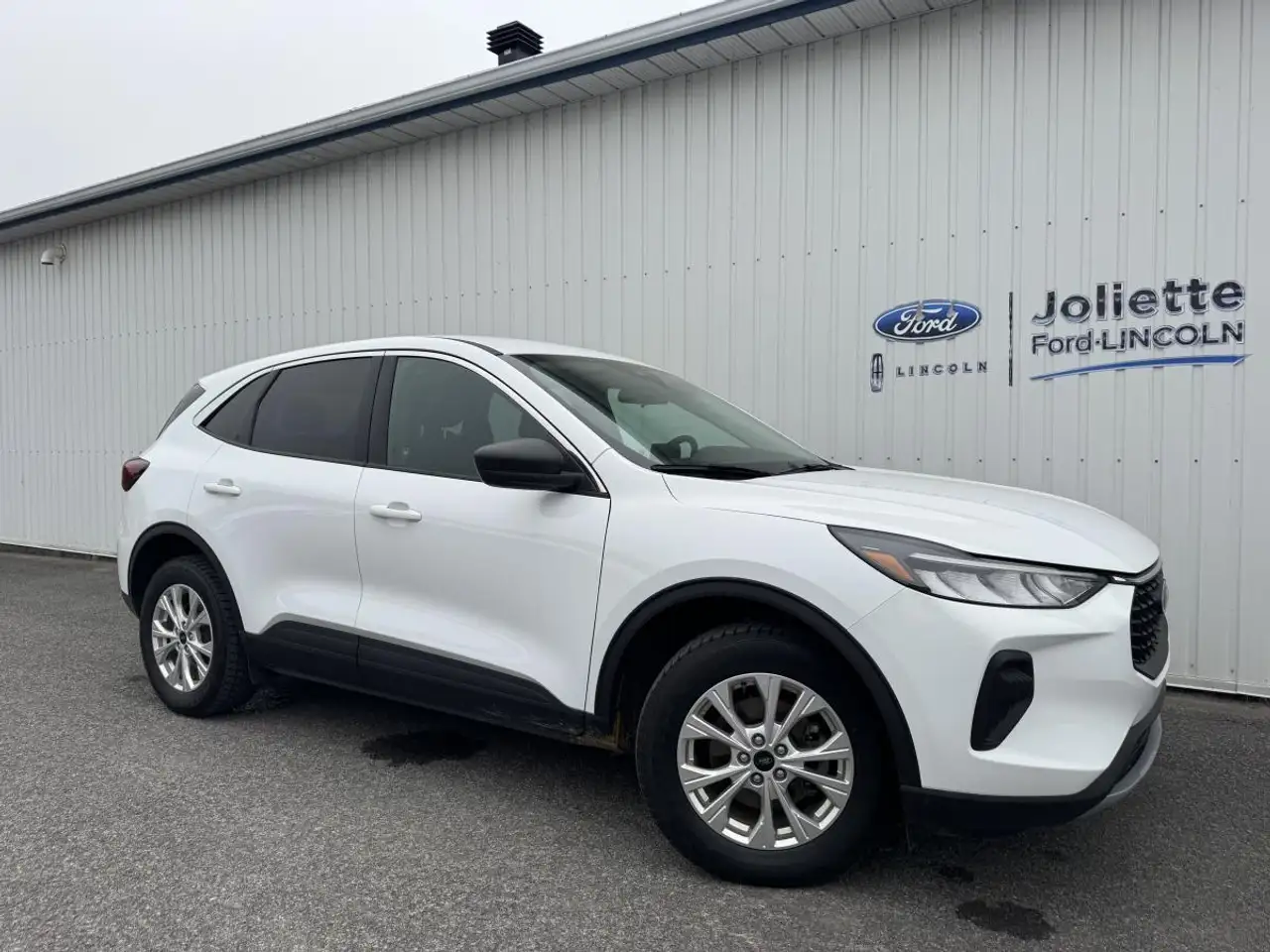 2023 Ford Escape