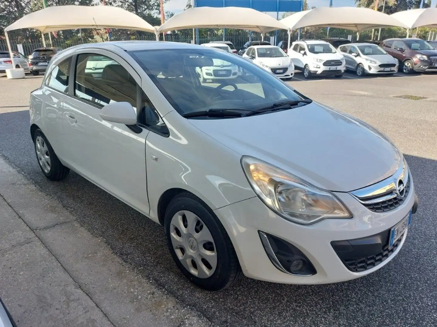 Opel Corsa 1.2 85CV 3 porte GPL Neopatentati Bianco - 1