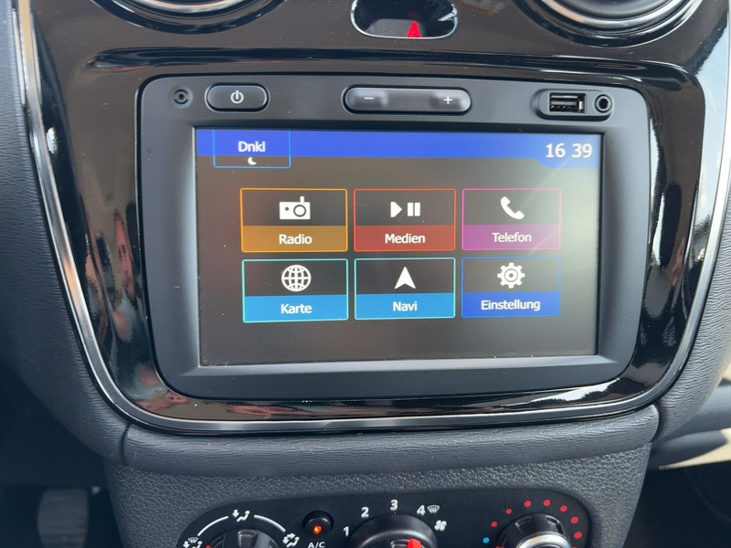 Dacia Lodgy 1.5 BLUE dCi 115 Stepway Plus CAM*LED*NAVI — photo 13