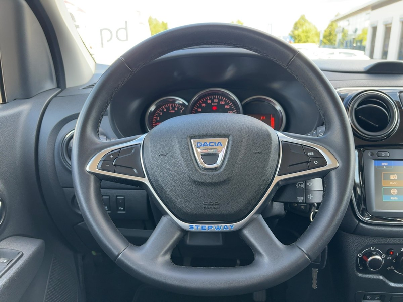 Dacia Lodgy 1.5 BLUE dCi 115 Stepway Plus CAM*LED*NAVI — photo 12