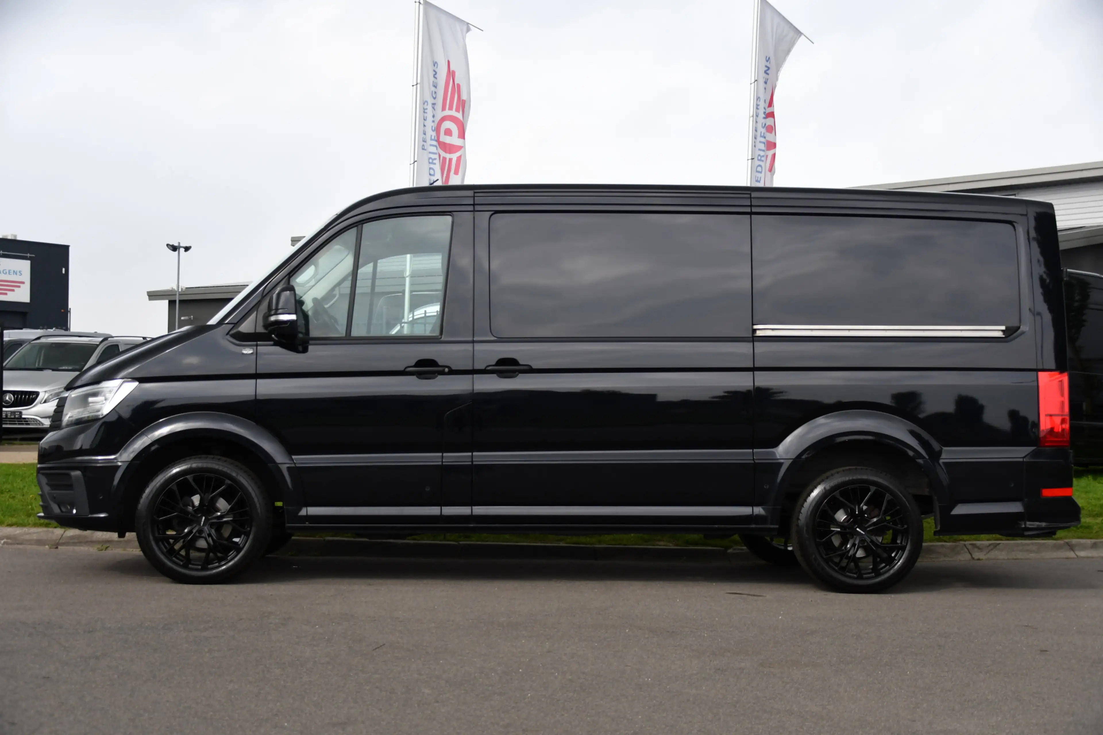 Volkswagen Crafter 2.0 TDI L3H2 Black Edition Adaptieve Cruise, Camer — photo 9
