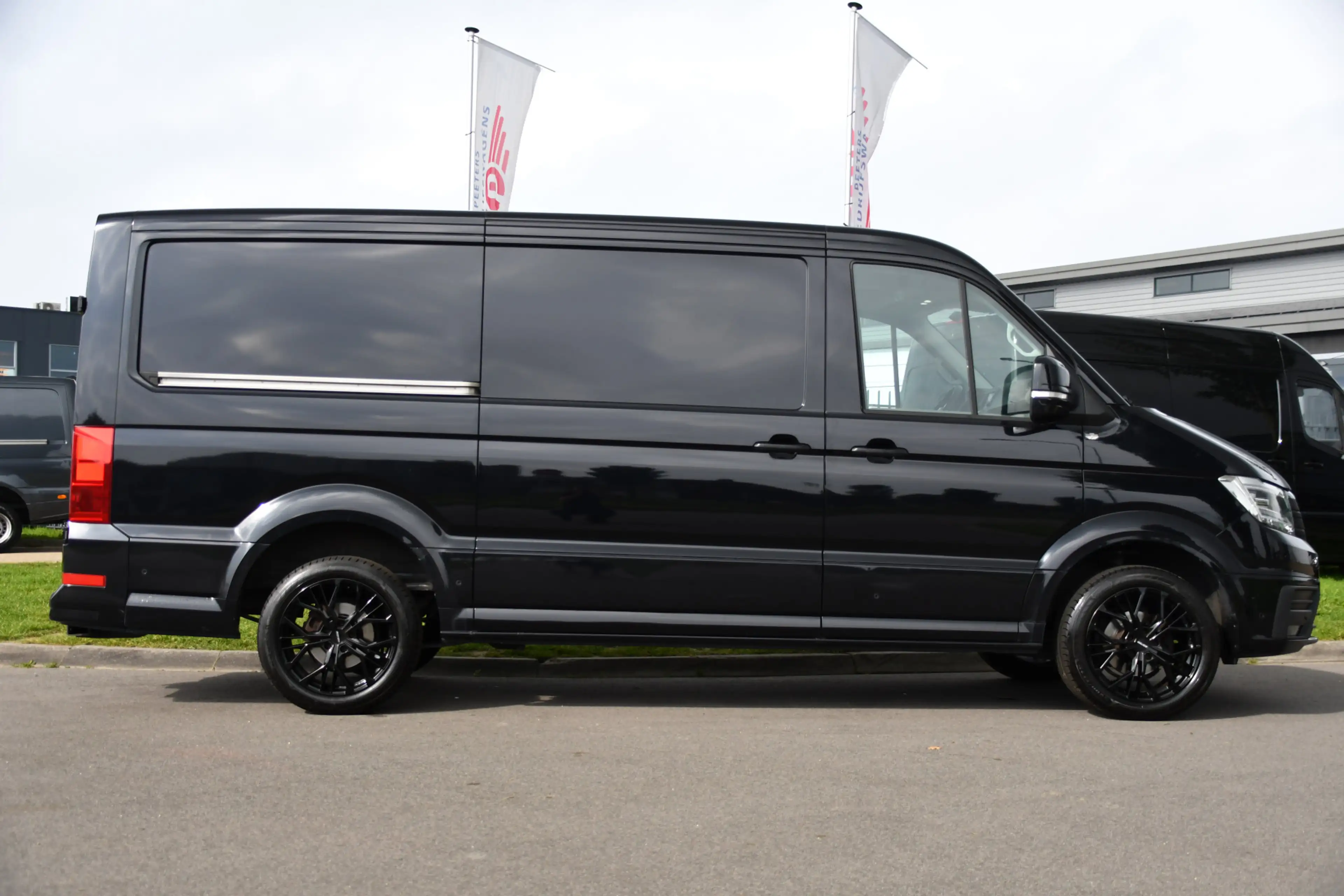 Volkswagen Crafter 2.0 TDI L3H2 Black Edition Adaptieve Cruise, Camer — photo 10