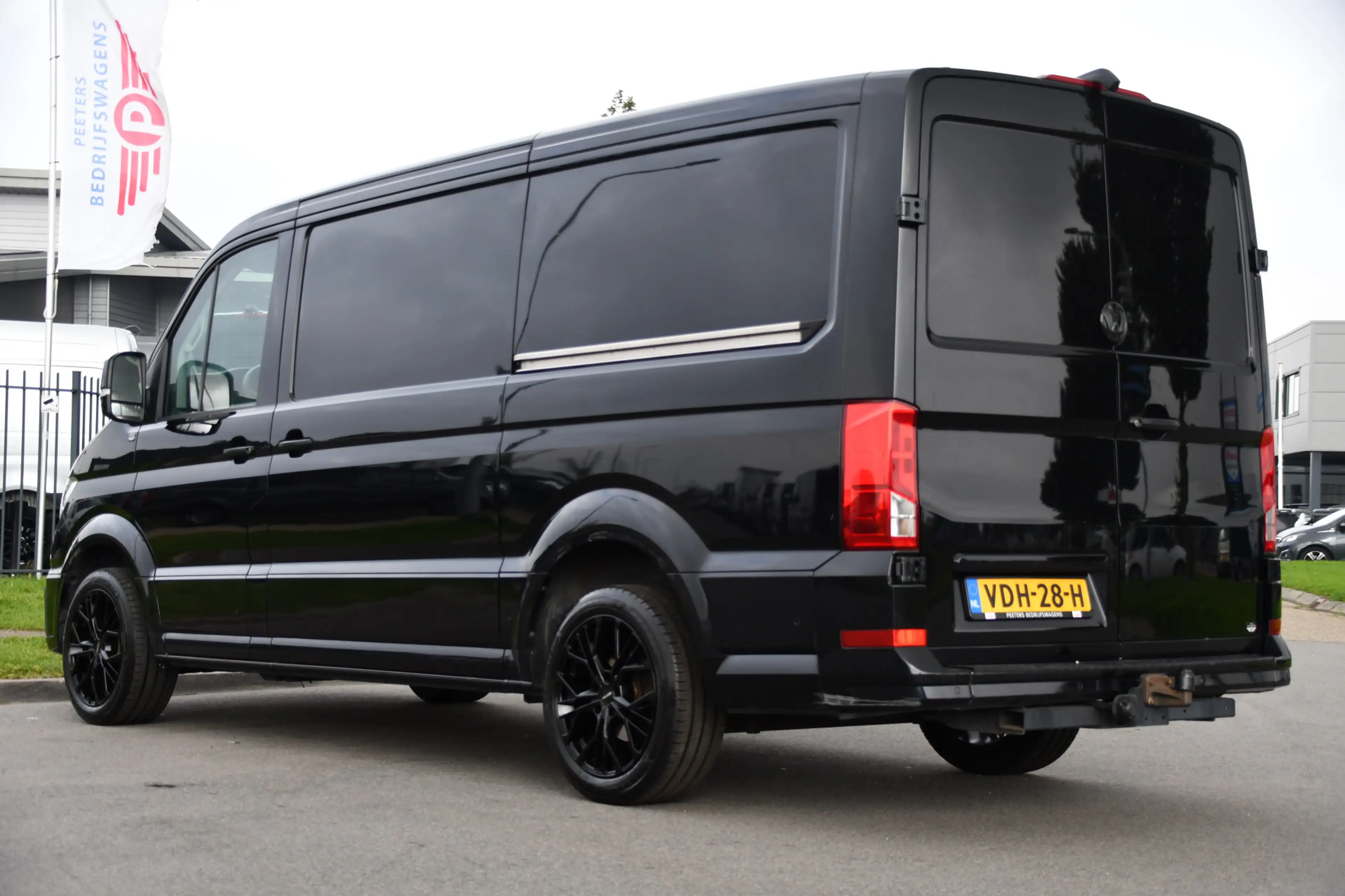 Volkswagen Crafter 2.0 TDI L3H2 Black Edition Adaptieve Cruise, Camer — photo 3