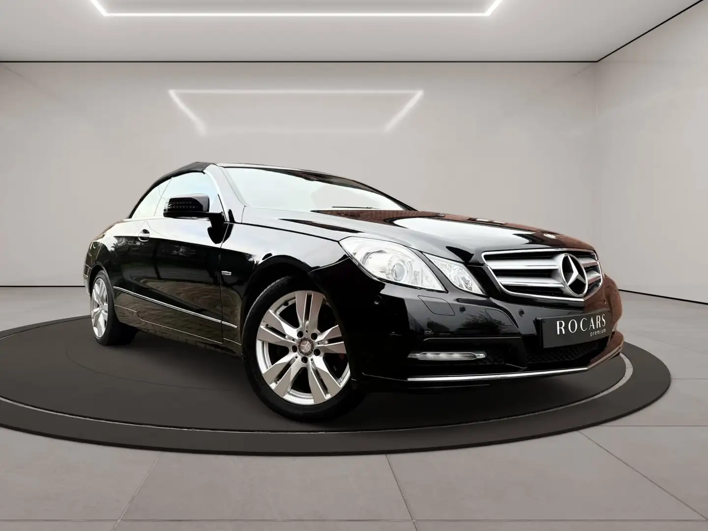Mercedes-Benz E 220 *CABRIO*GPS*XENONS*CRUISE*RADARS*GARANTIE 12MOIS Zwart - 2