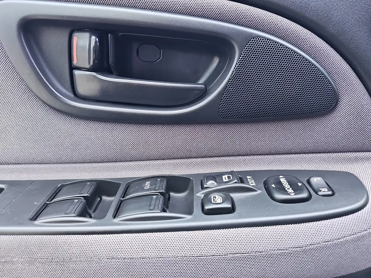 Subaru Impreza снимка Subaru Impreza