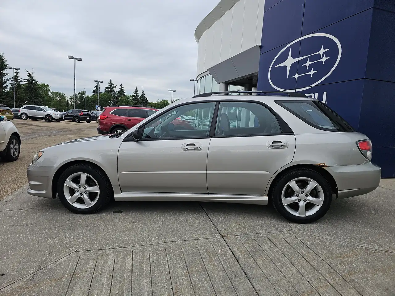 Subaru Impreza снимка Subaru Impreza