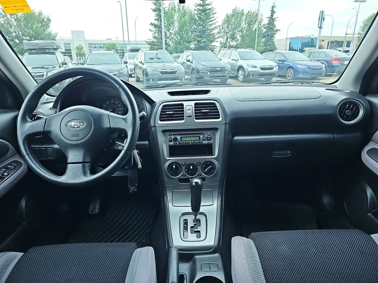 Subaru Impreza снимка Subaru Impreza