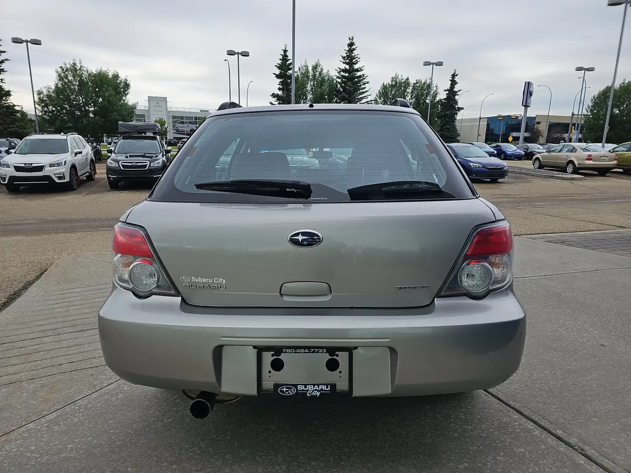 Subaru Impreza снимка Subaru Impreza