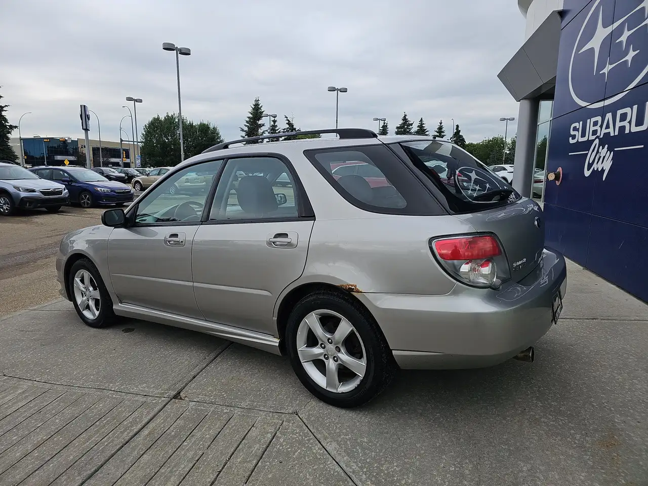 Subaru Impreza снимка Subaru Impreza