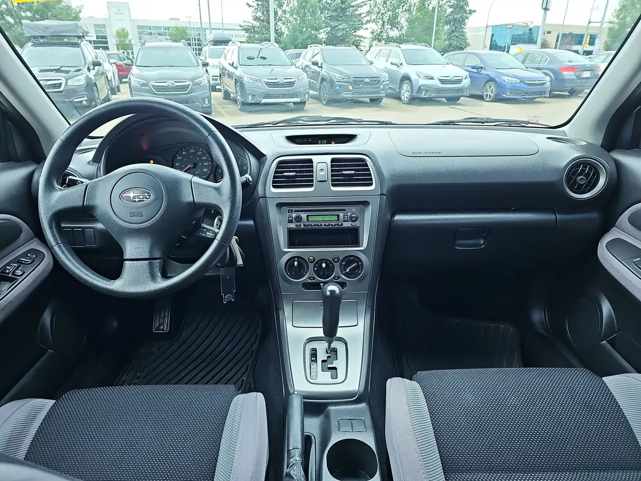 Subaru Impreza снимка Subaru Impreza