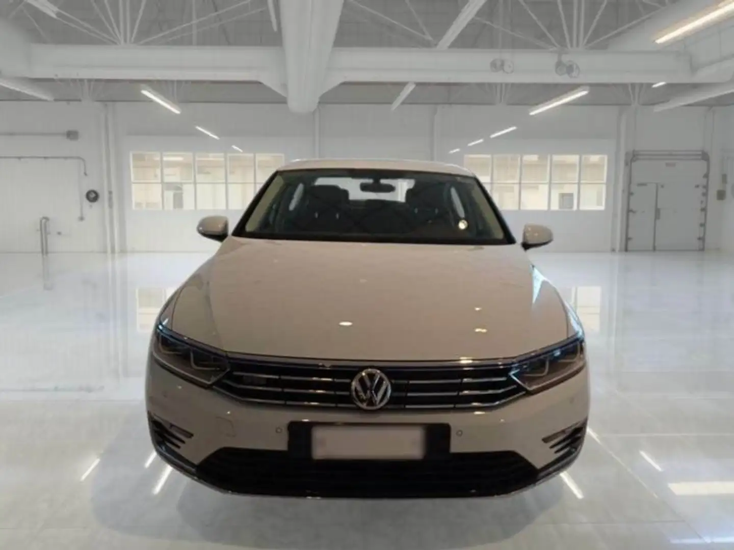 Volkswagen Passat 1.4 TSI DSG GTE 4 PORTE BERLINA - 2