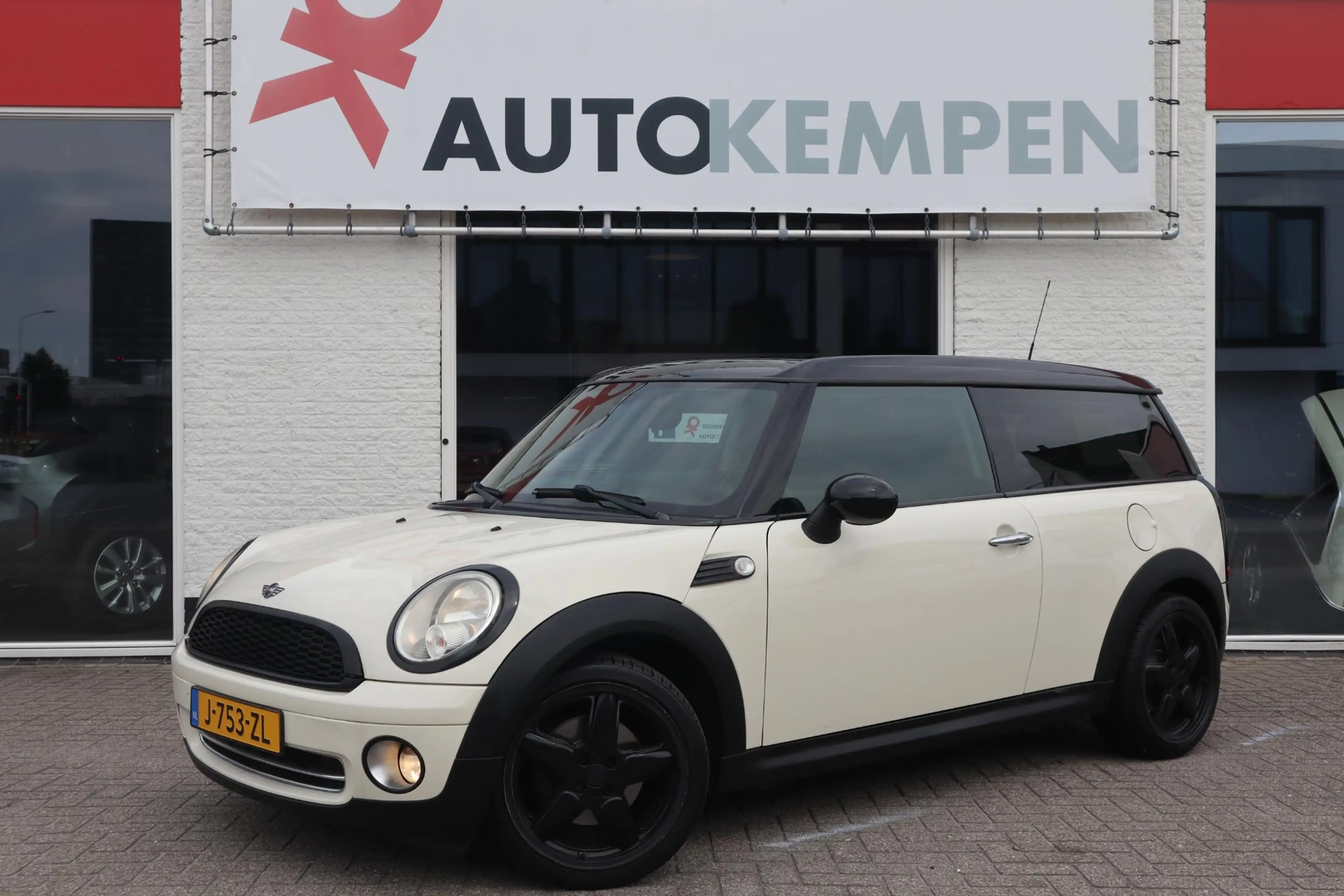 MINI Cooper Clubman 1.6 AUTOMAAT — photo 4