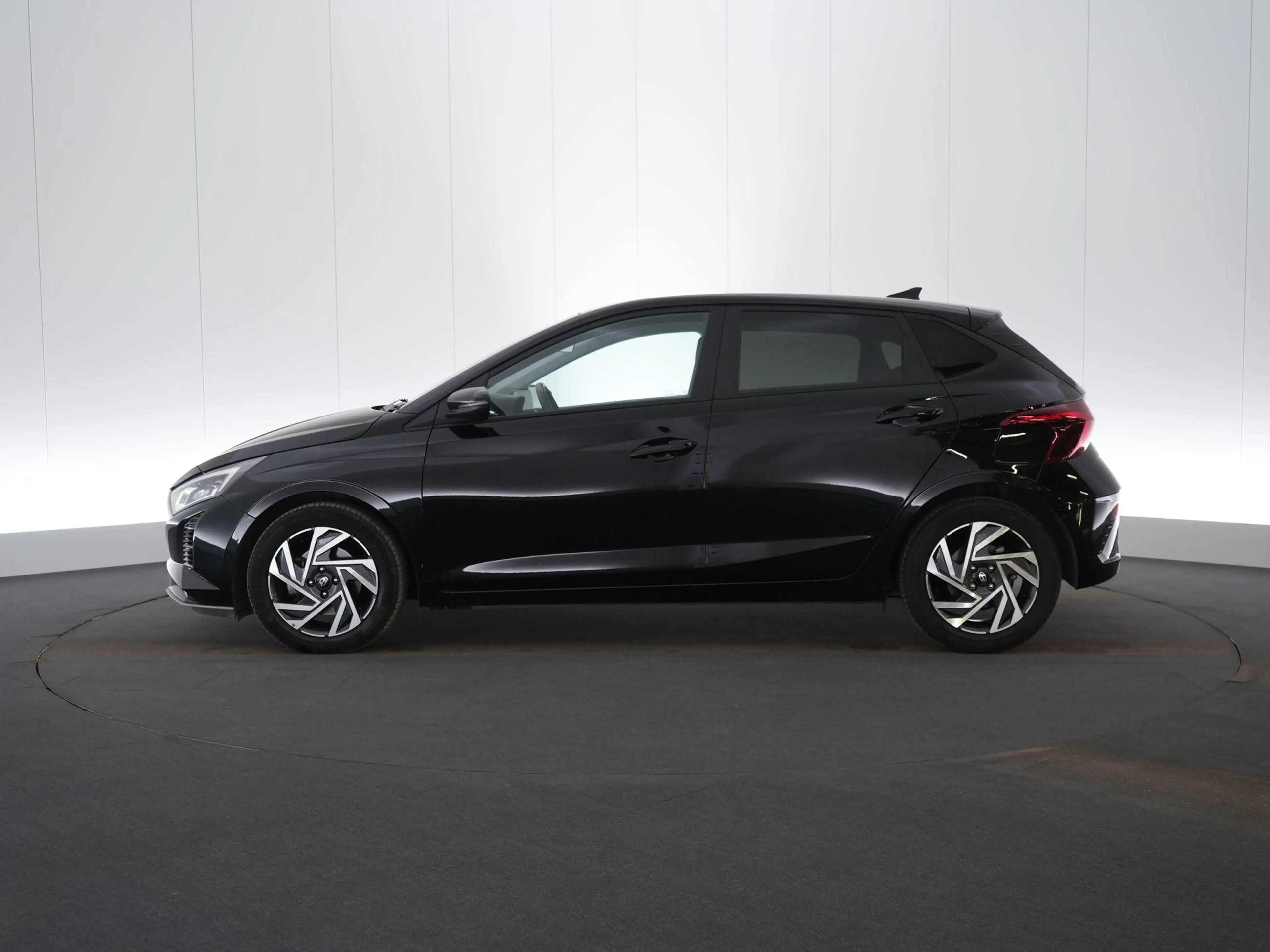 Hyundai i20 1.0 T-GDi 48V 7-DCT 74kW Techno — photo 4
