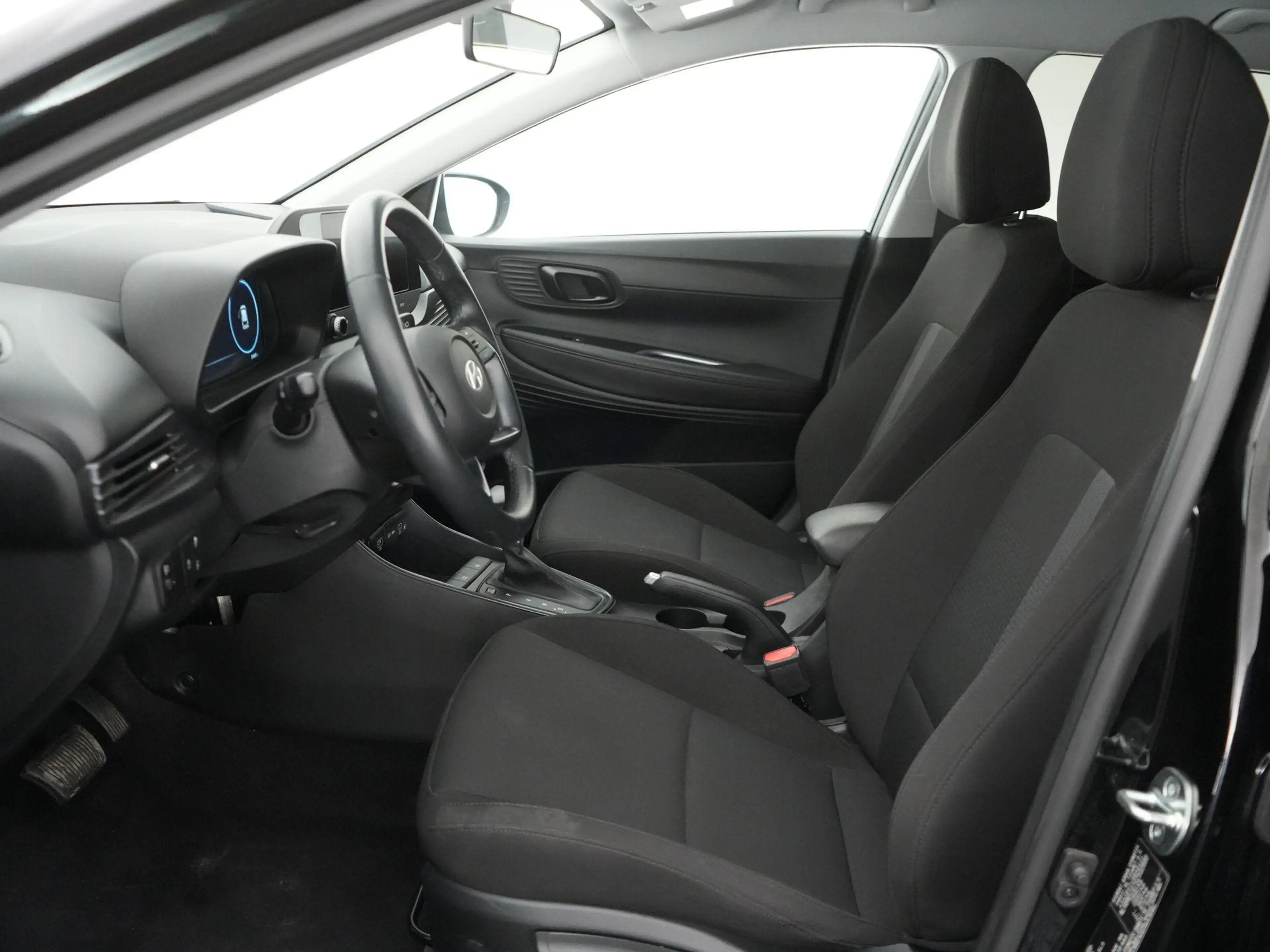 Hyundai i20 1.0 T-GDi 48V 7-DCT 74kW Techno — photo 10