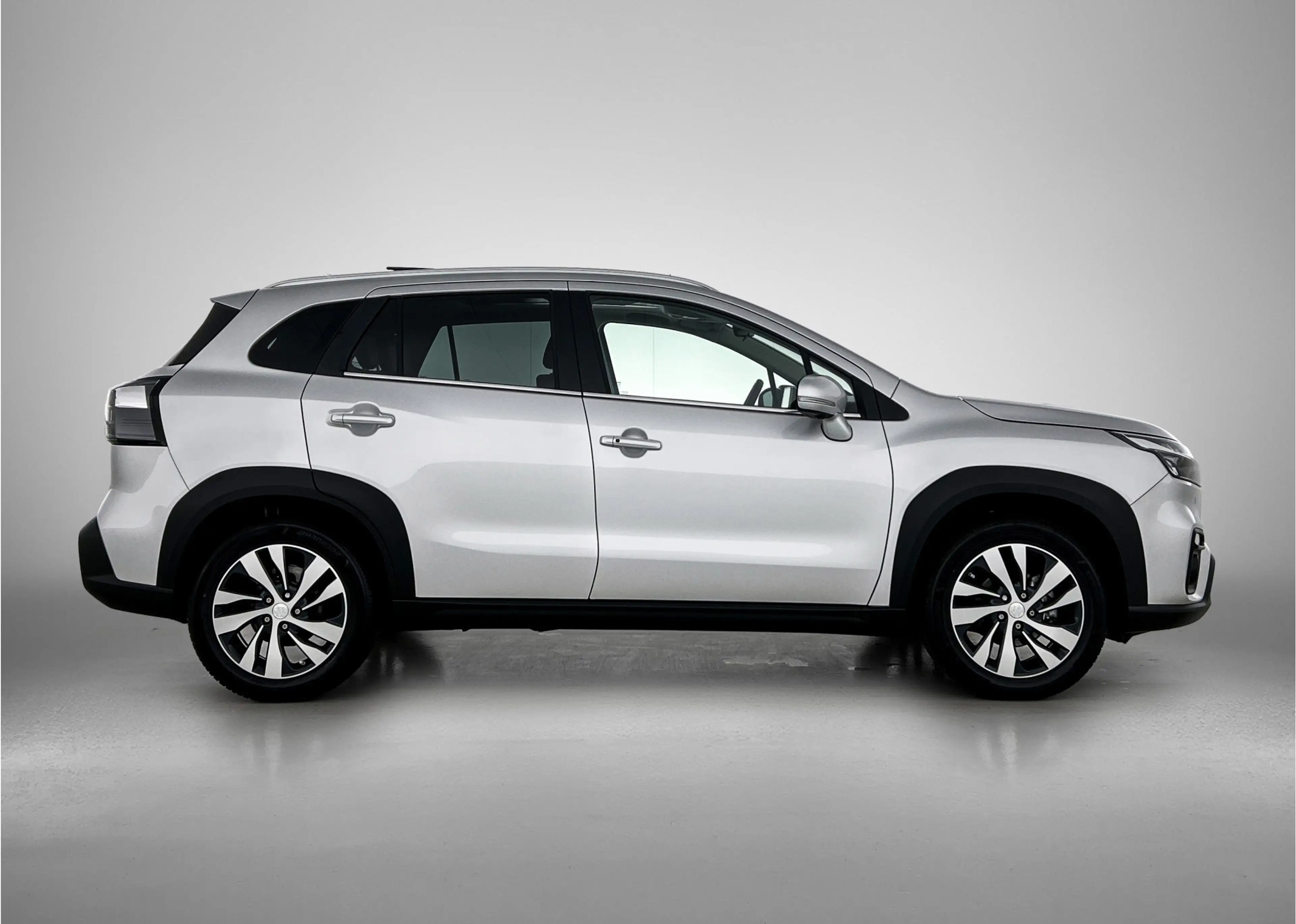 Suzuki S-Cross 1.5 Hybrid AllGrip Style — photo 13