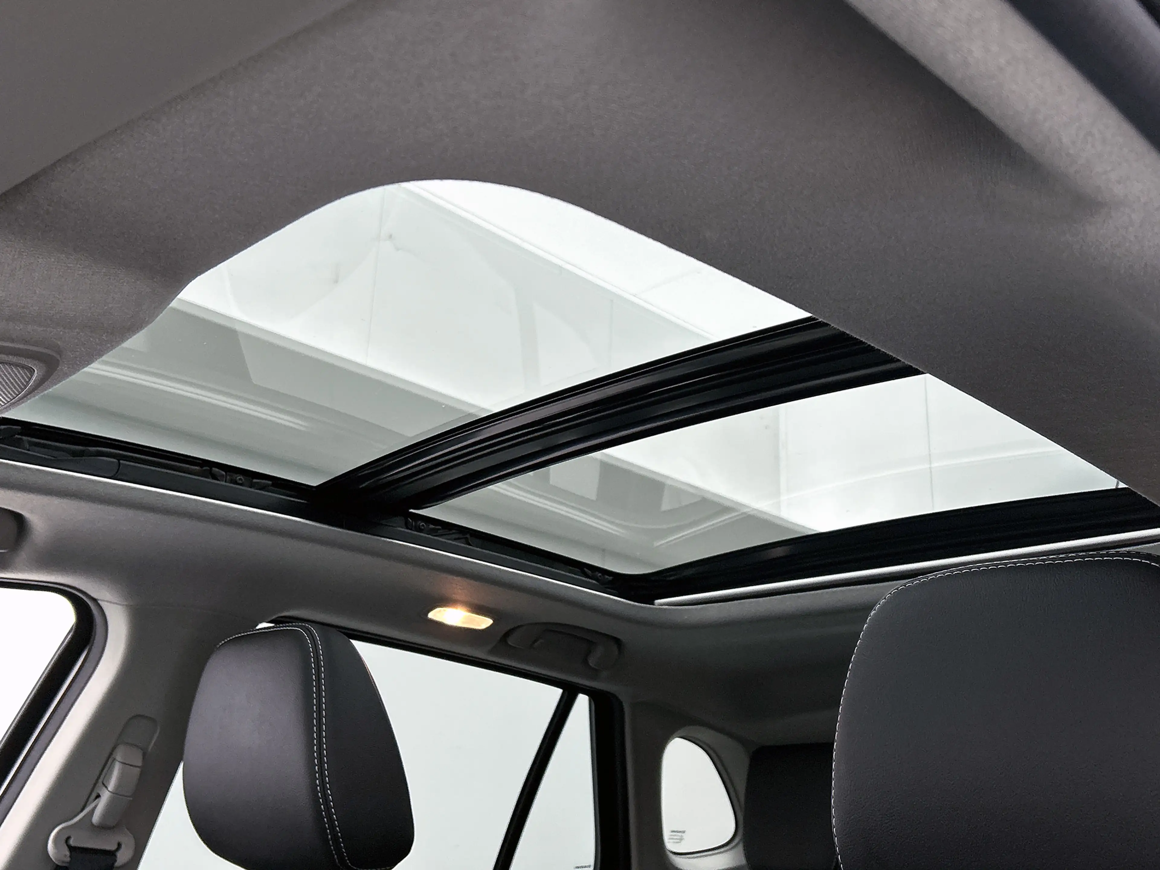 Suzuki S-Cross 1.5 Hybrid AllGrip Style — photo 4