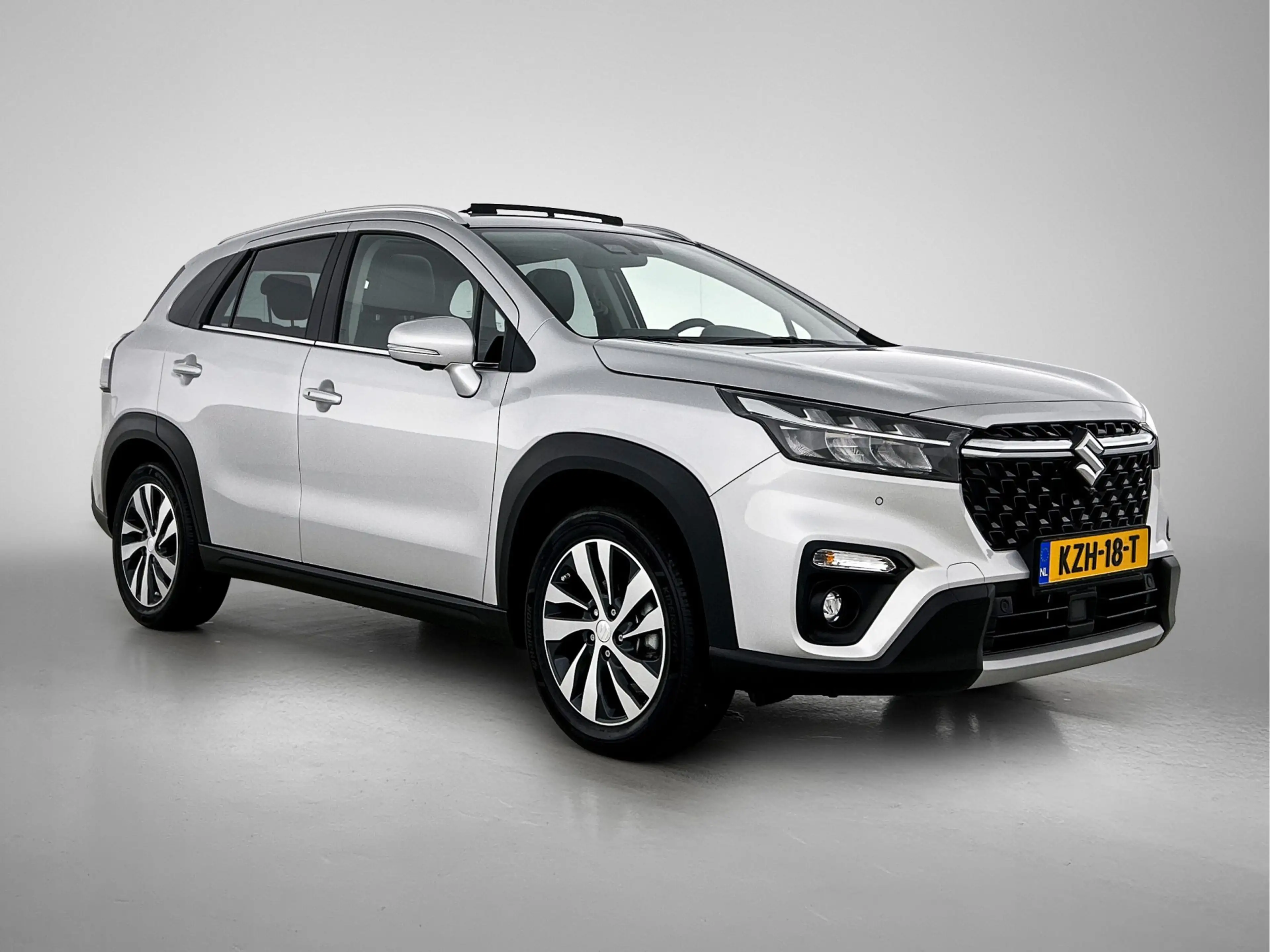 Suzuki S-Cross 1.5 Hybrid AllGrip Style — photo 14