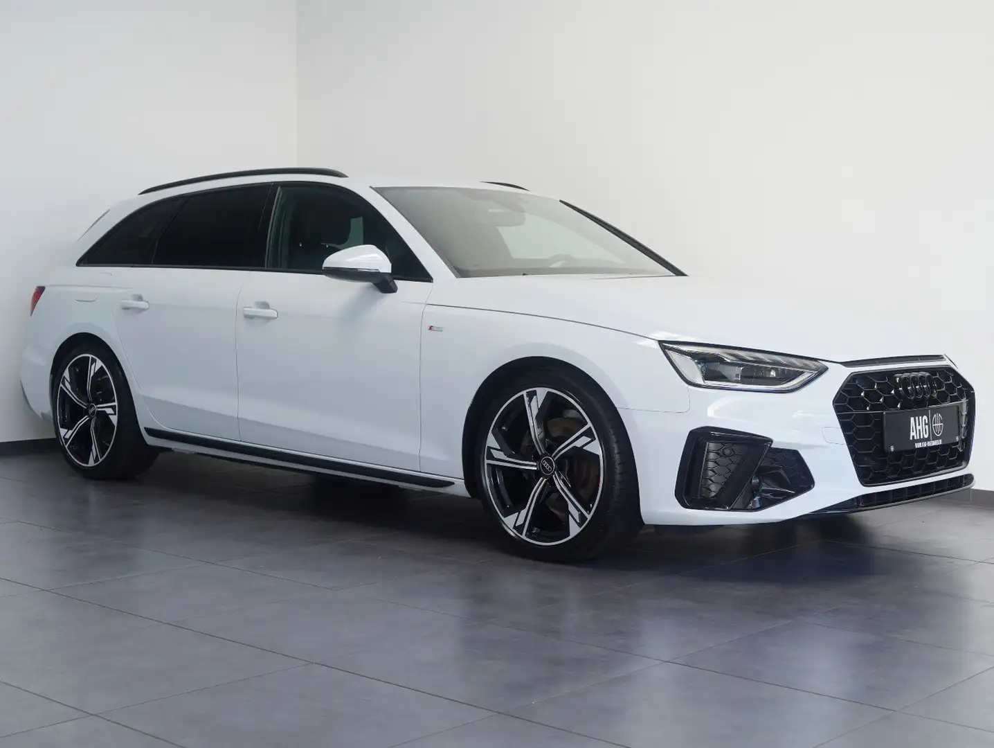 Audi A4 Avant 35 TDI S line Competition Edition Blanc - 2