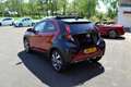Toyota Aygo X 1.0 VVT-i Automaat, Envy, Limited, Navi, Camera, P Rood - thumbnail 3