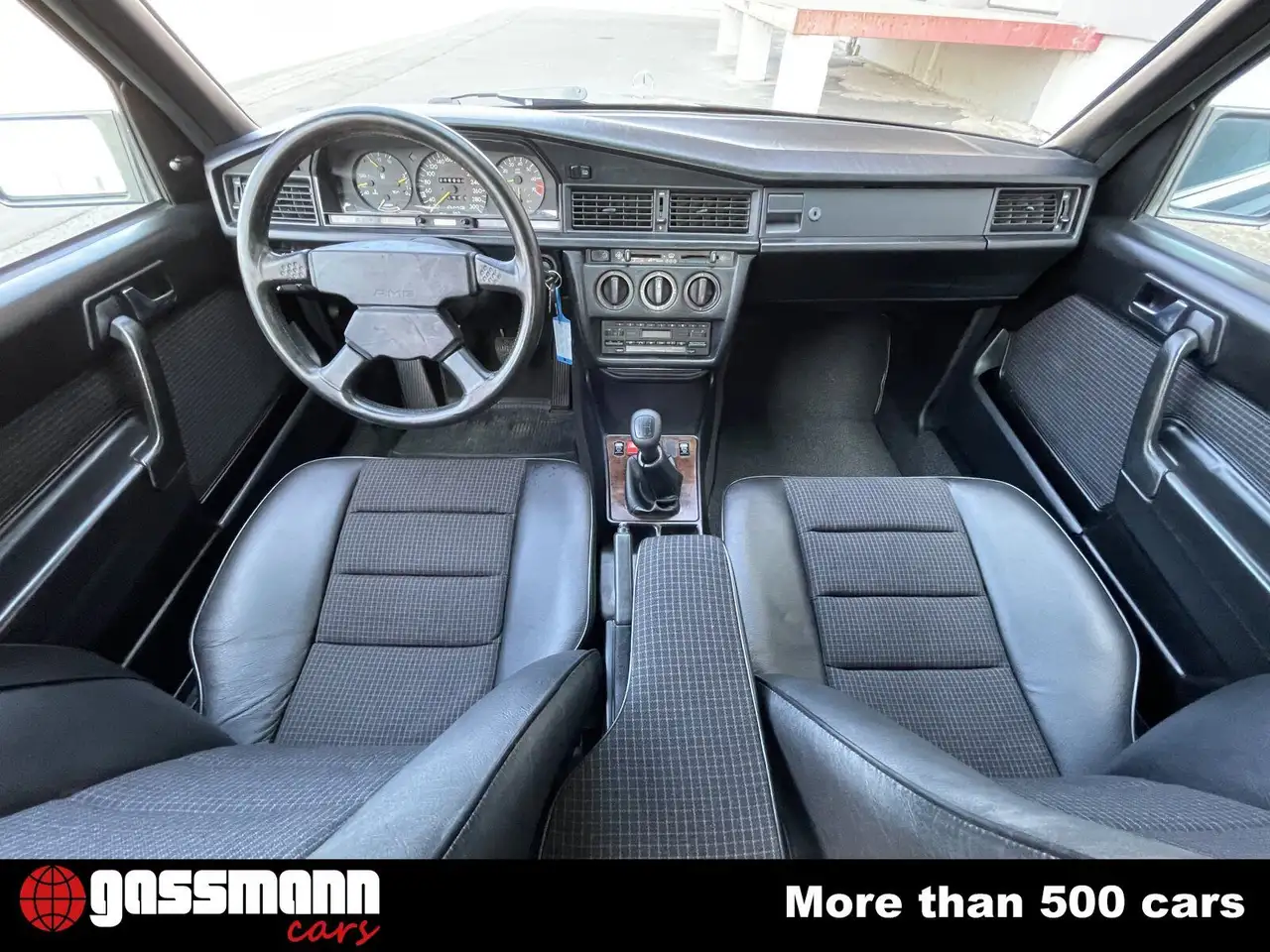 Mercedes-Benz 190 E 3.2 AMG W201 - weltweit nur 39 Fahrzeuge, foto 12